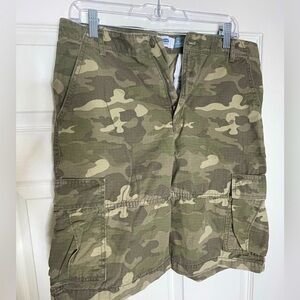 ➡️ OLD NAVY Boys Cargo Shorts